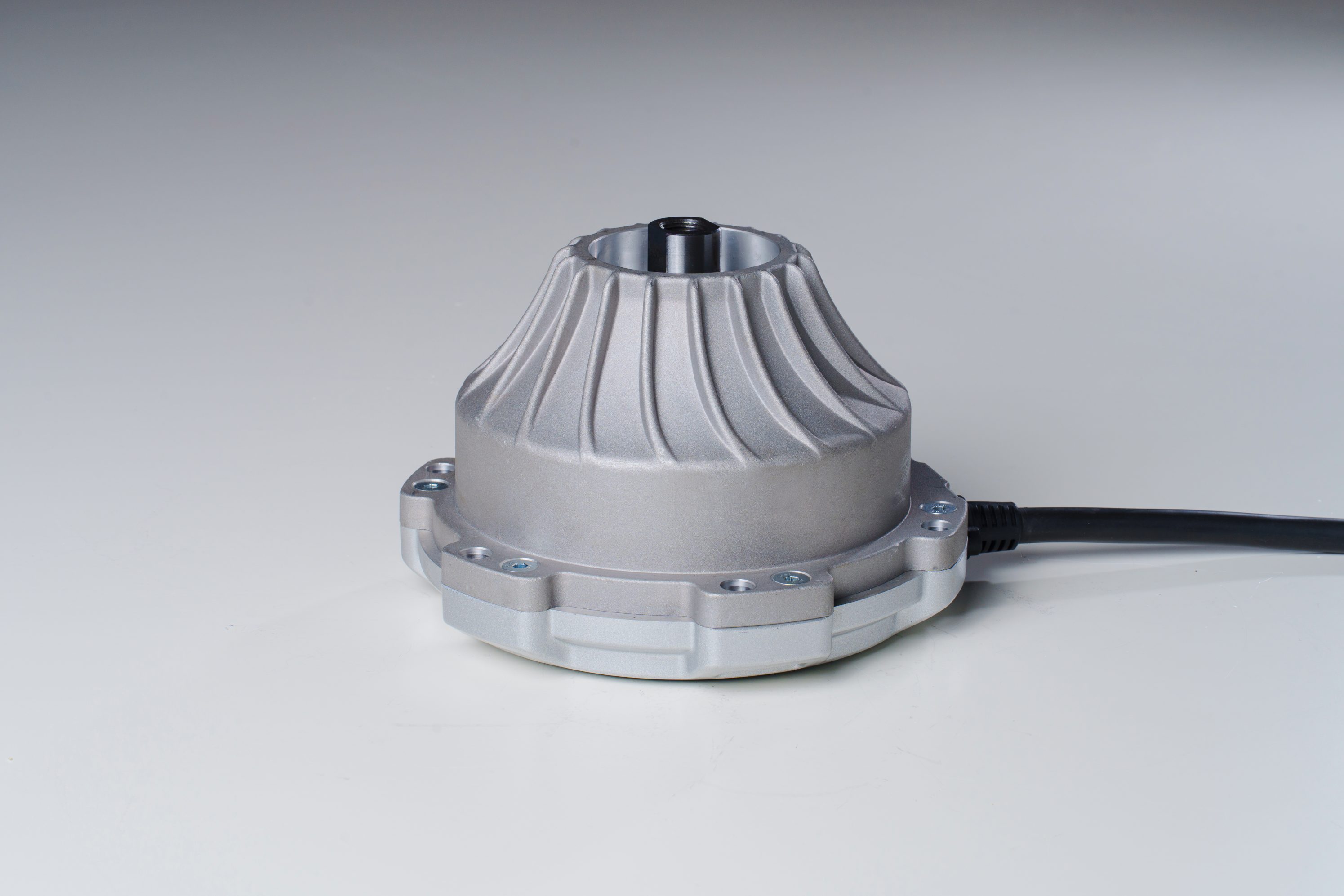 刀盘电机-用于电动零回转割草车和拖拉机